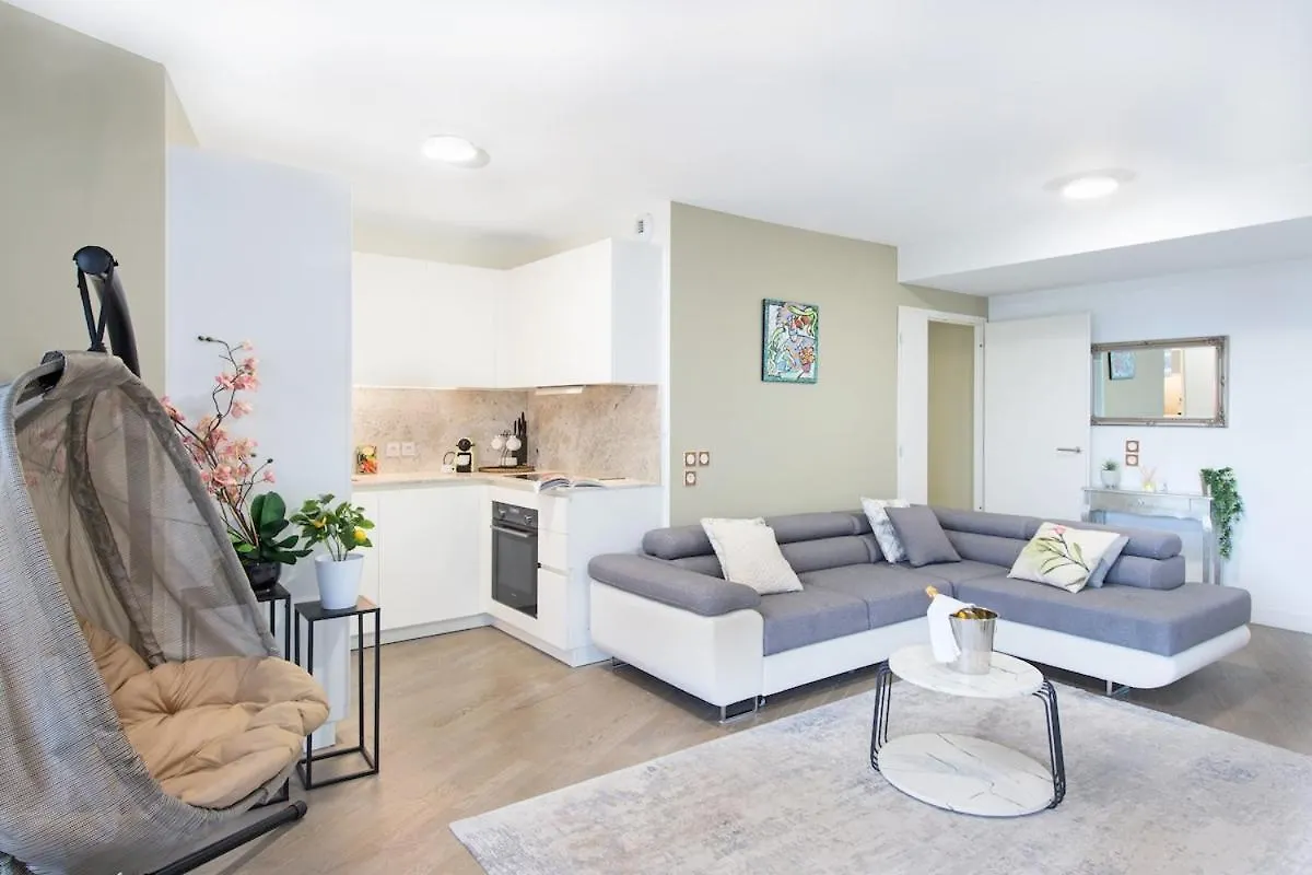 Exceptional 2 Bed Near Monaco With Large Terrace, Sea View, Parking Villa Beausoleil 0*,  France